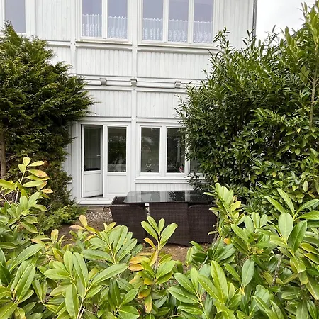 Mit Garten Apartment